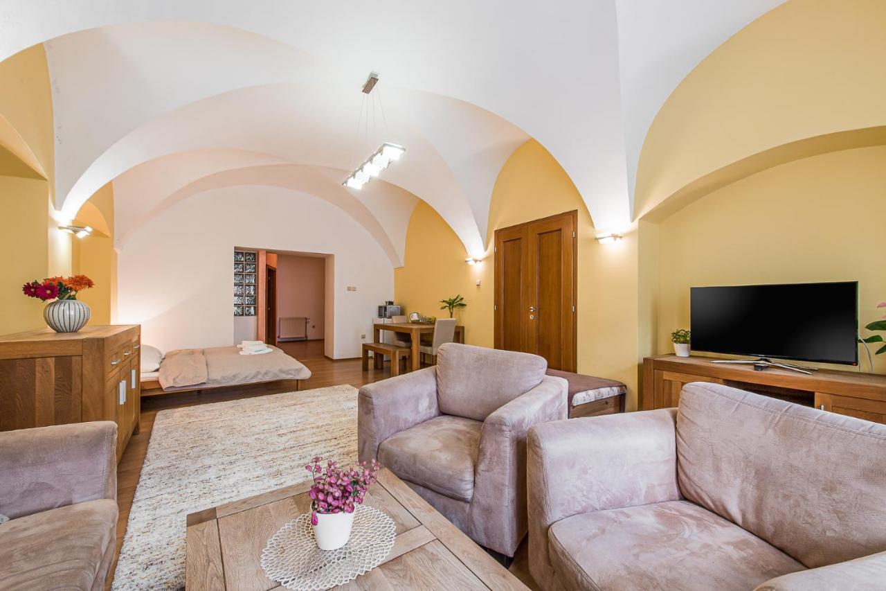 Apartmany Kolegium Presov Exterior photo